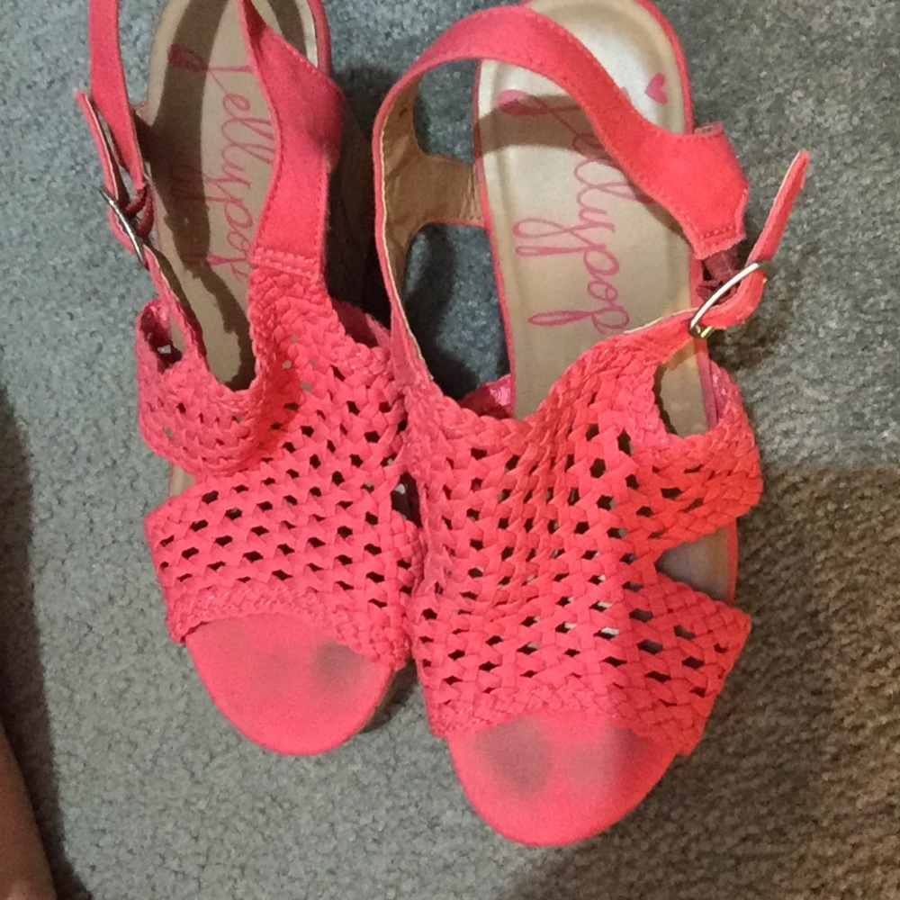 Jelly pop coral wedges